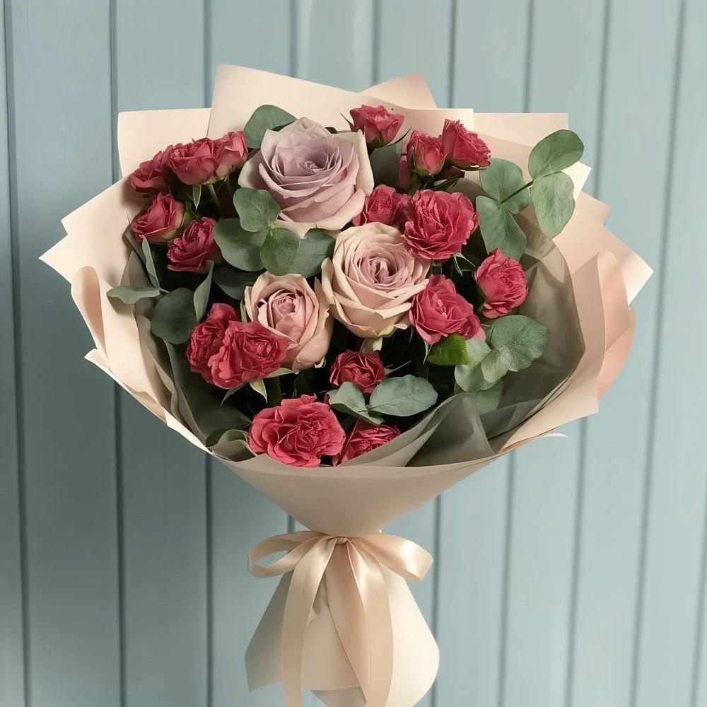 Букет цветов из: Гвоздики и Розы в Гололобово