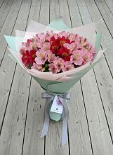 Букет цветов из:  Альстромерии в Гололобово