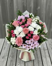 Букет цветов из:  Альстромерии, Гвоздики, Розы и Хризантемы в Гололобово