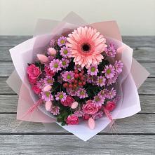 Букет цветов из:  Розы, Герберы и Хризантемы в Гололобово