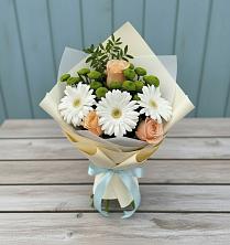 Букет цветов из:  Герберы, Розы и Хризантемы в Гололобово